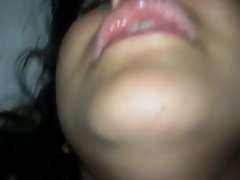 Pasangan di kamar tidur 2
