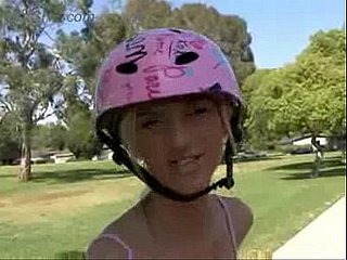 Recoge un adolescente en flu calle
