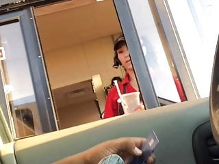 мигает мамаша