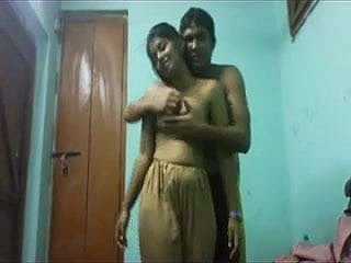 Desi Indian Oversexed Homemade MEGA Sextape