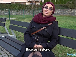 Общественный агент Афганская красота платит ебать большой петух